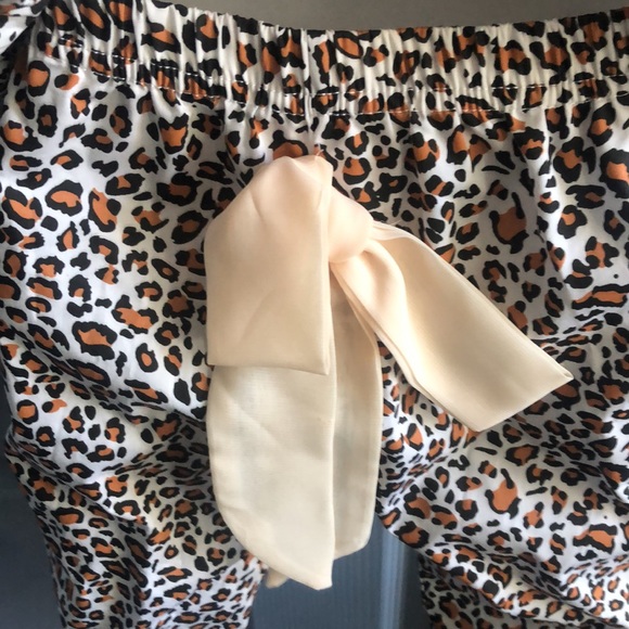 Cheetah print toddler outfit - Picture 5 of 5